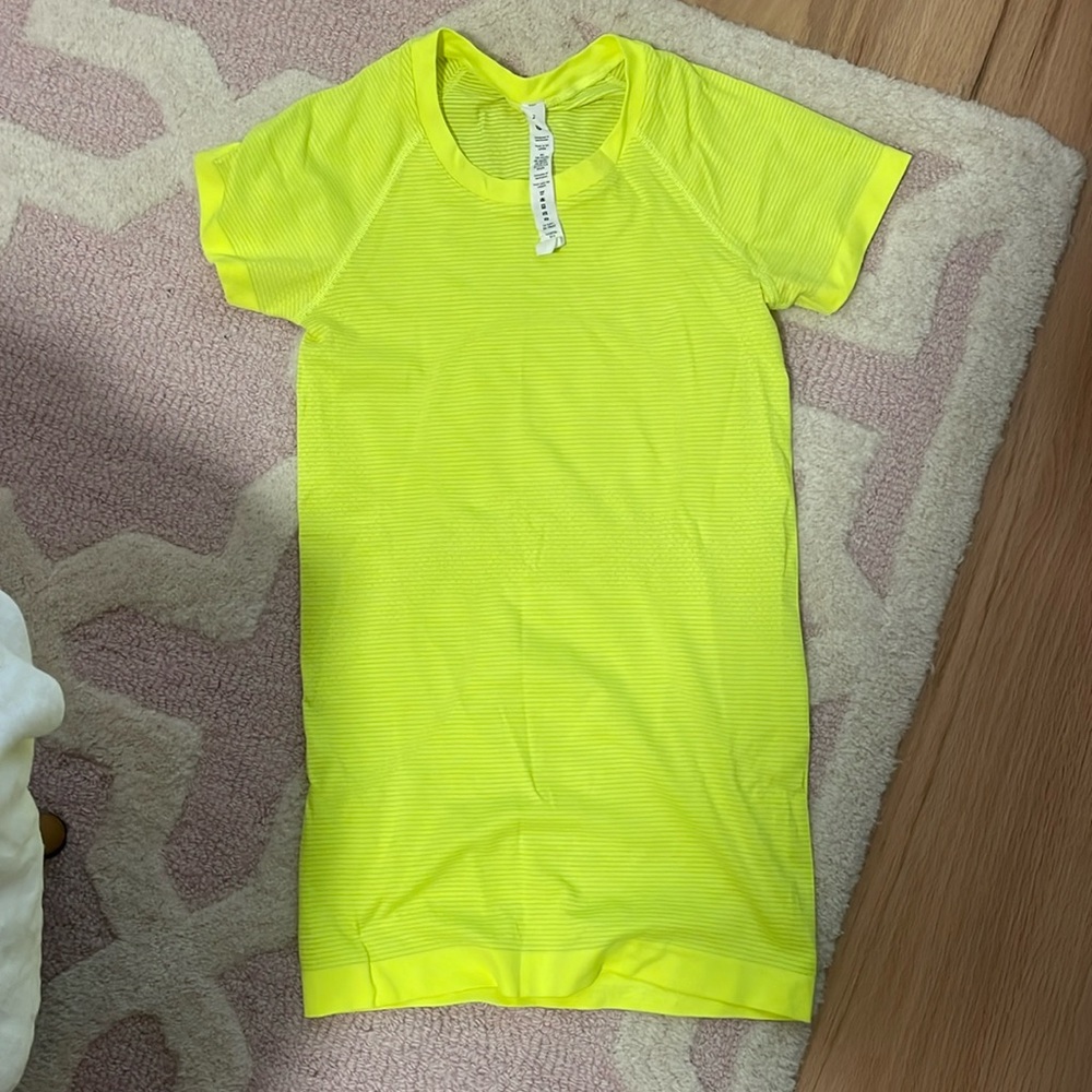 Neon lululemon swiftly tech short sleeve 2.0